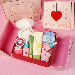 fruit themed skin care gift box, 1 box moisturizing skin care kit, including facial cleanser, eye cream, facial serum, face cream, bear towel, scraper, brush