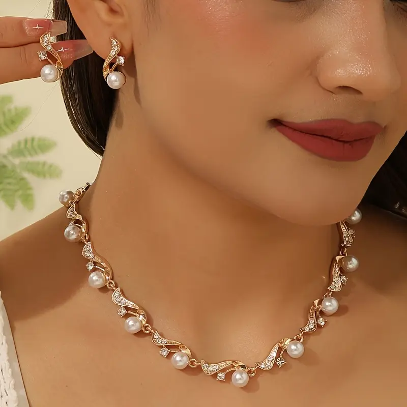 Bohemian Style Women's Jewelry Set - 3-Piece Including Metal-Inlaid Imitation Pearl Necklace & Wave-Inlaid Earrings for Daily Wear Celebrations Concerts