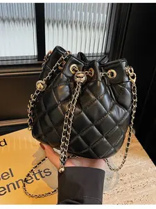 Elegant Crossbody Bucket Bag for Women, Fashionable Rhombus Chain Design, Vintage Luxury Style, Perfect for Parties and Work, Crossbody Shoulder Purses, Embellished Shoulder Bag