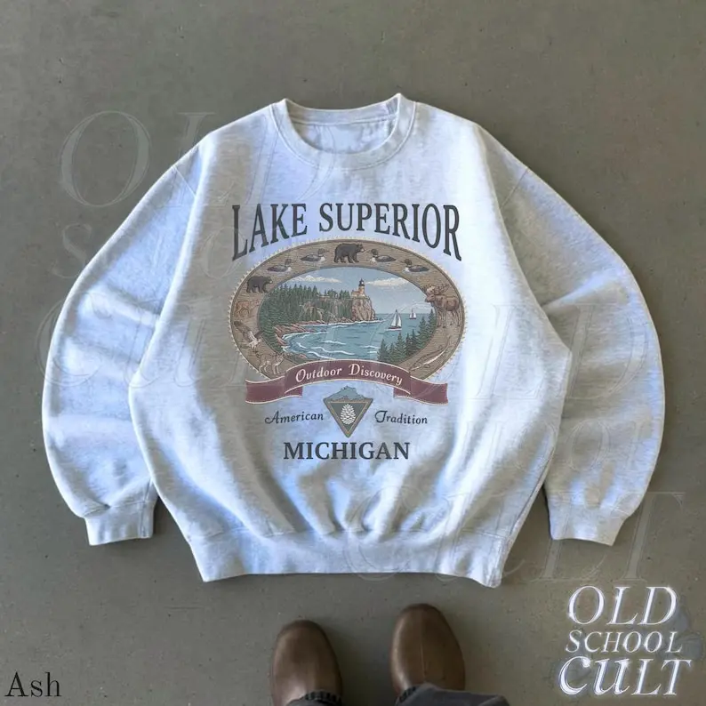 Lake Superior Michigan Sweatshirt, Vintage Outdoor Discovery Crewneck, Retro Nature Graphic Pullover, Coastal Adventure Sweater