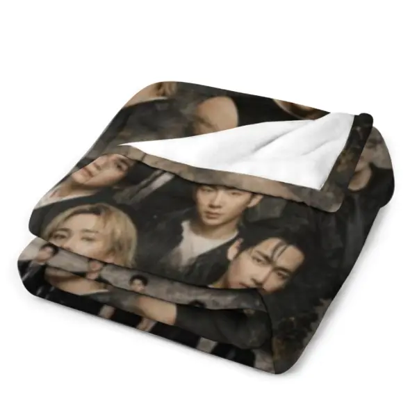 Kpop Members Photo Collage Blanket, Korean Style Portrait Throw Blanket, Vintage Landscape Art Fleece Blanket, Soft Plush Blanket for Sofa Bed Couch, Fan Room Decor Gift