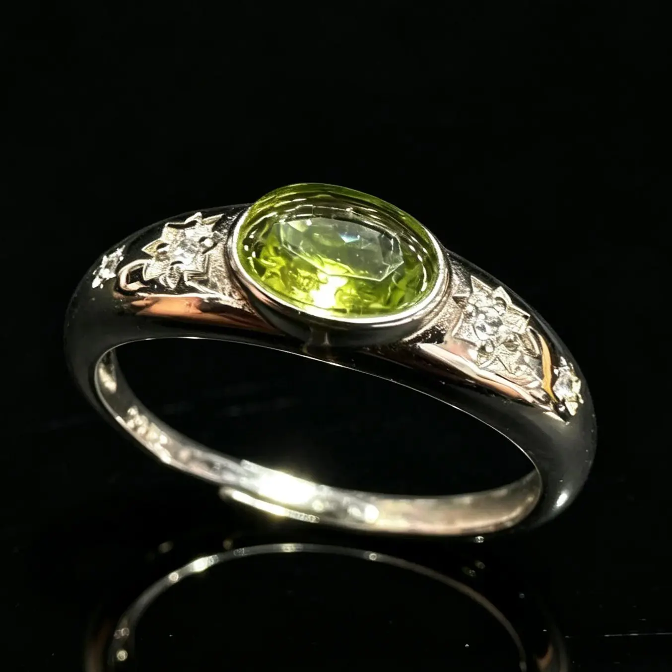 Natural Peridot 925 Silver Adjustable Ring | Star Signet Valentines Gift , Gift for Wedding/Birthday/Mother'sDay/Christmas