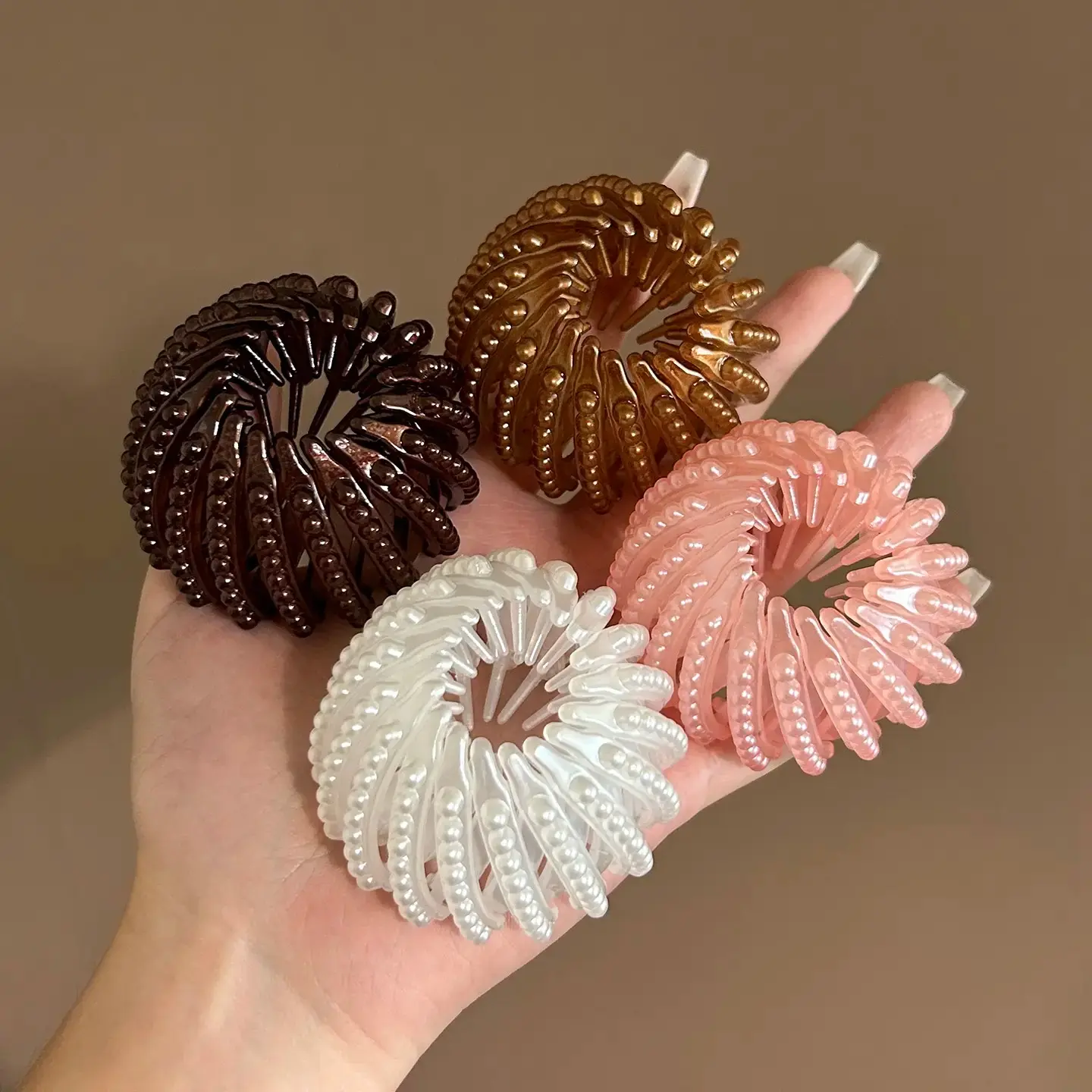 4pcs Retractable Hair Clips, Multi-Color Bird Nest Hair Accessories for Effortless High Ponytails and Updos, Lazy Bun Maker, Hair Clip