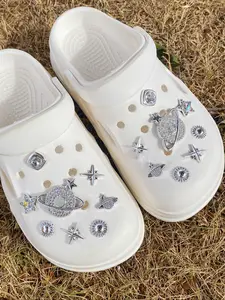 16pcs Silver Color Star Shoe Charms, Pentagon Rhinestones, Sunflower Abs Resin Pendants, DIY Shoe Decoration Accessories, Rhinestone Shoes Charms