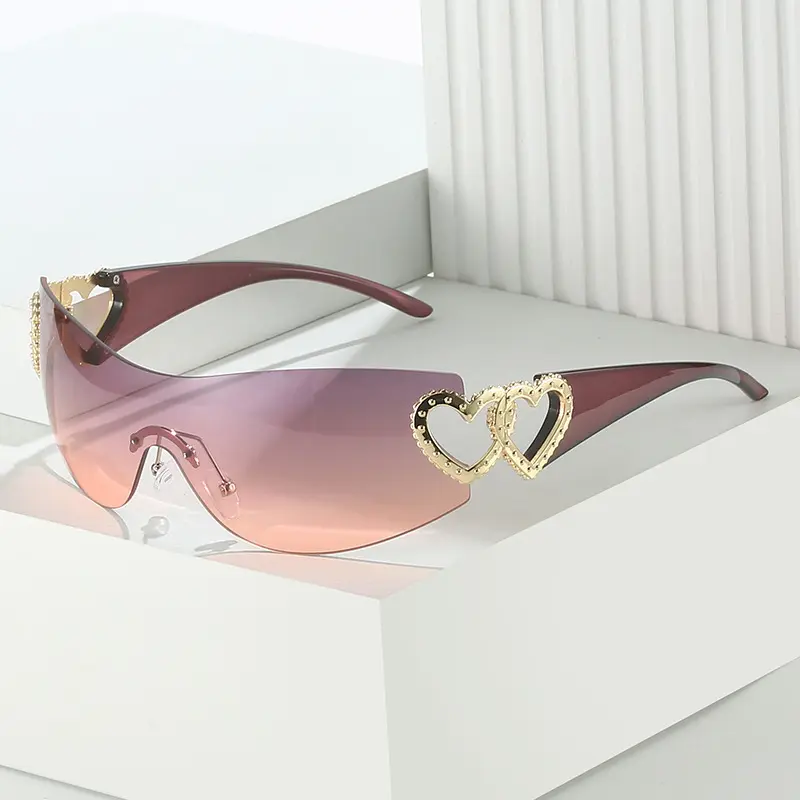 Heart Shaped Sunglasses for Women, TikTok Viral Mirrored Y2K Shades, Trendy Aesthetic Fashion Eyewear for Beach, Travel, Driving, Festival & Everyday Summer Outfits