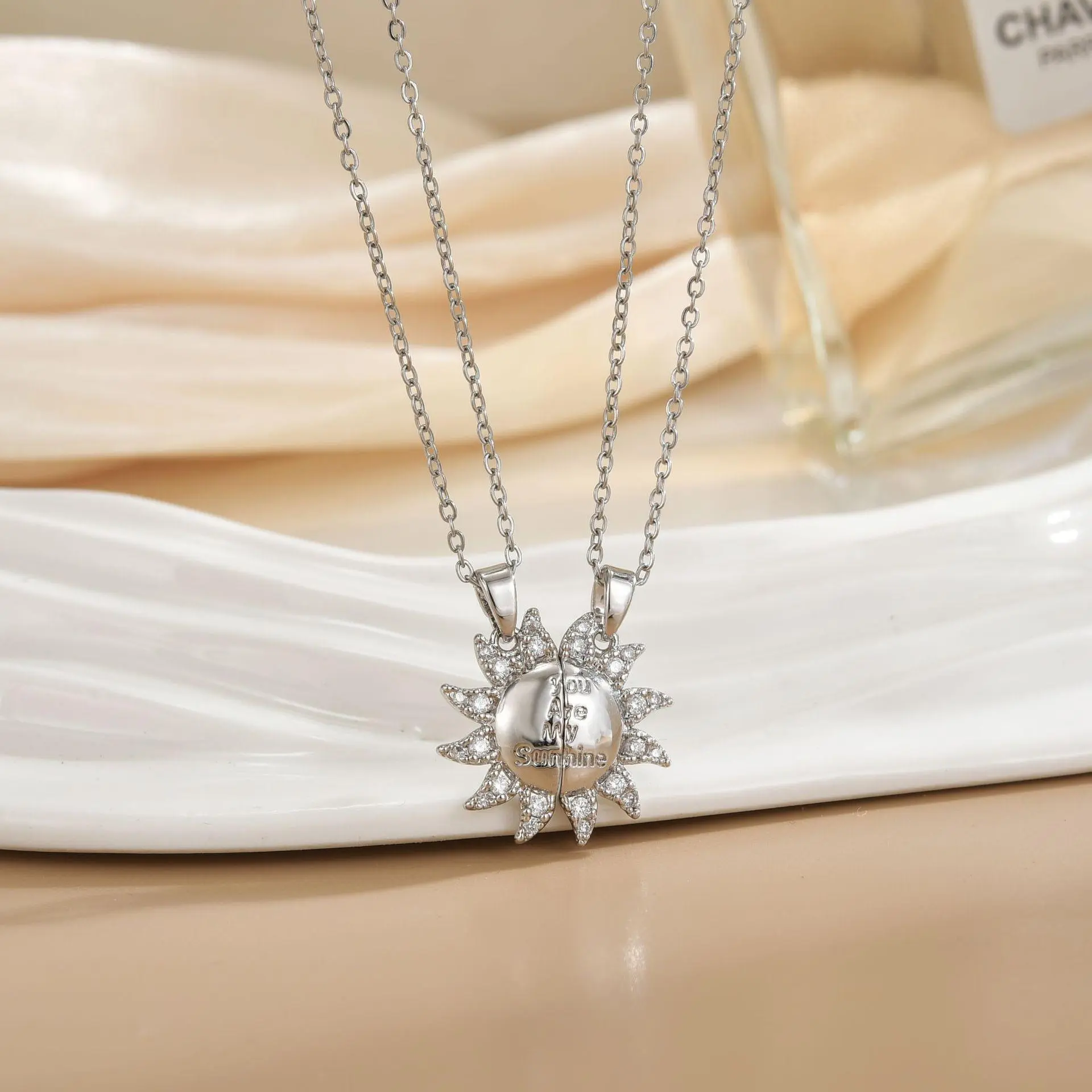 Magnetic couple necklace 34