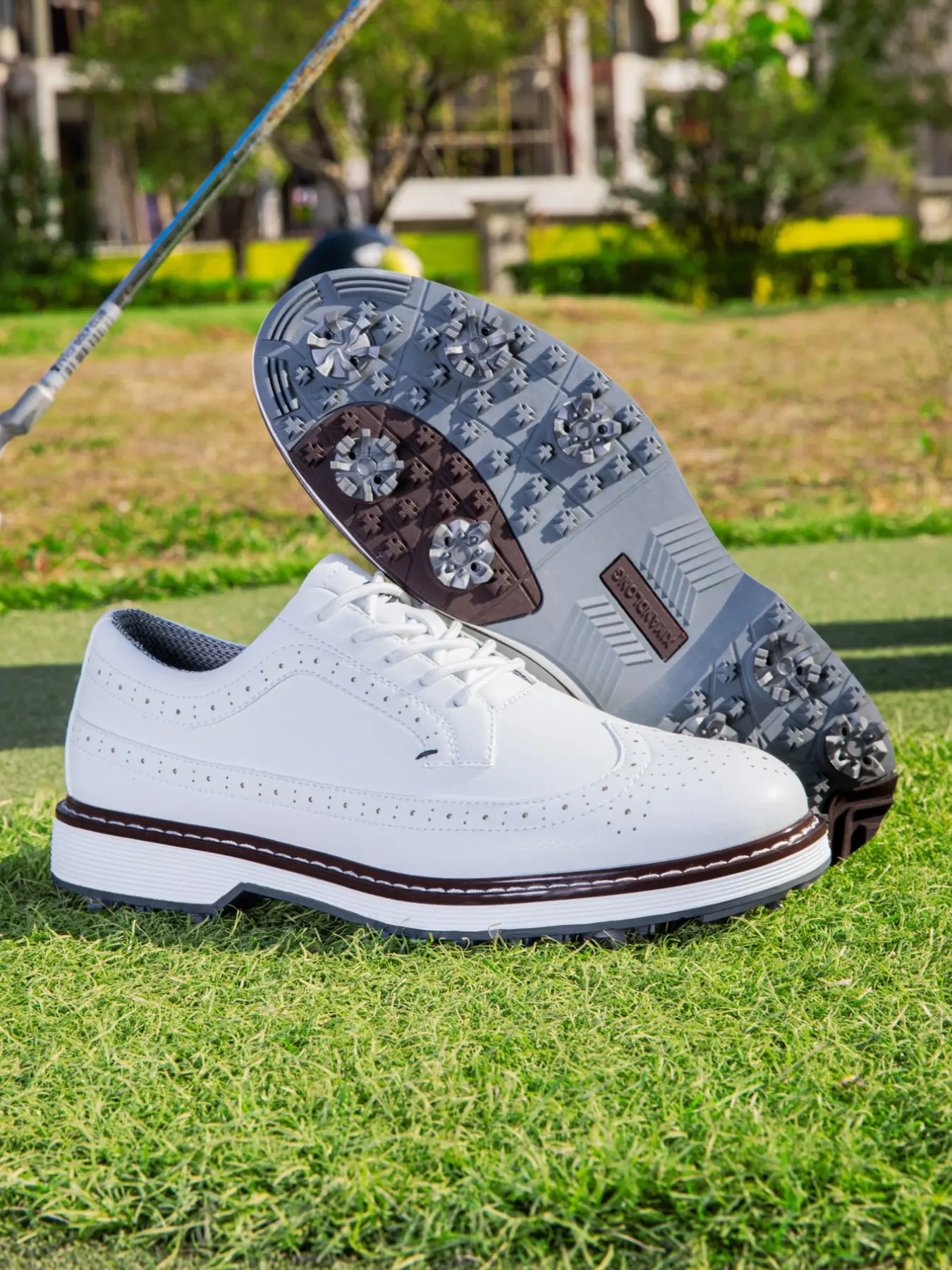 Men's Golf Shoes, Golf Casual Shoes, Professional Outdoor Sports Shoes, Athletic Golf Shoes, Golf Spike Shoes, Waterproof Leather Upper, Anti-Slip Sole, Stable and Comfortable, Strong Grip