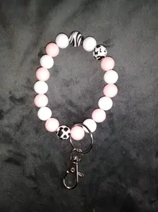 Large/xlarge wristlet keychain