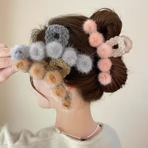 AWAYTR Fluffy Plush Claw Clips Plush Hair Claw Banana Clips Cute Hair Clips for Women Fuzzy Hair Claws Girls for Thick Hair