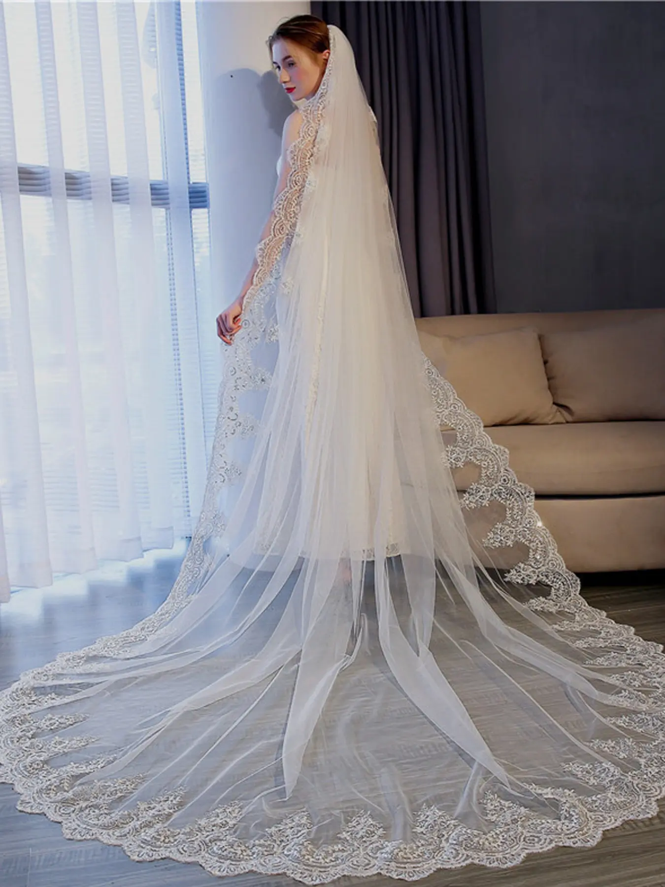 Vintage Long Wedding Veil, Lace Drop Veil, Single Layer Sheer Tulle with Lace Trim, Trailing Bridal Headpiece with Hair Comb, Bride Veil, Wedding Veils For Brides, Premium Wedding Accessory