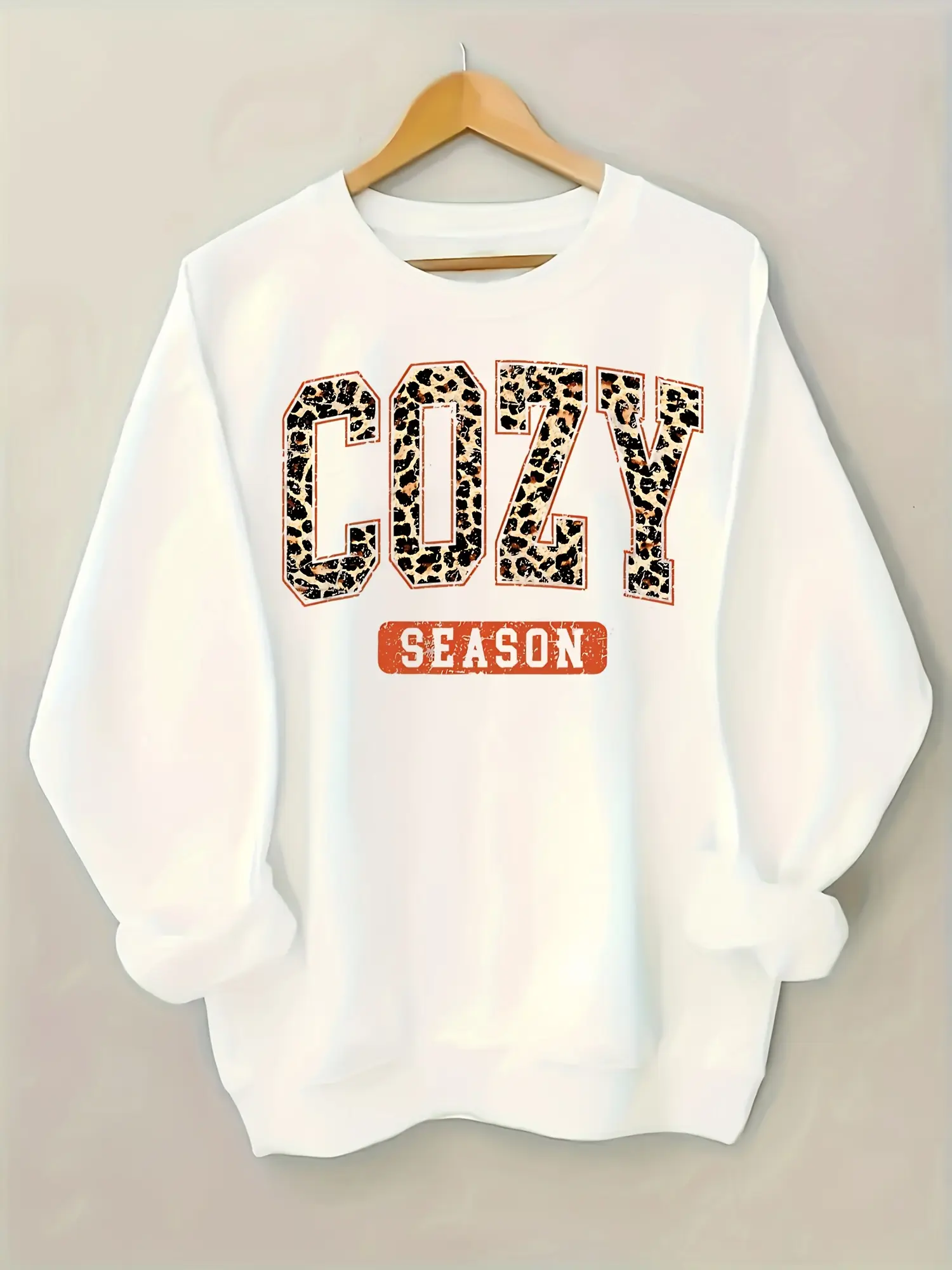 Women's Cozy Leopard Print Crewneck Sweatshirt - 'Cozy Season' Lettering Pullover, Soft Round Neck Long Sleeve Sweater for Fall Winter Casual Wear, Machine Washable All-Season Comfort