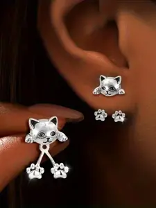 A pair of retro cute cat paw hanging earrings, suitable for animal enthusiasts - Y2K style cat paw shape with paw print details, daily wear, perfect gift for women