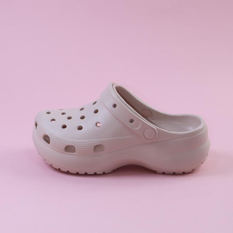 Women's Chunky Platform Hole Shoes - 4 Versatile Shades for Women, Ideal for All-Season Styling & DIY Charms