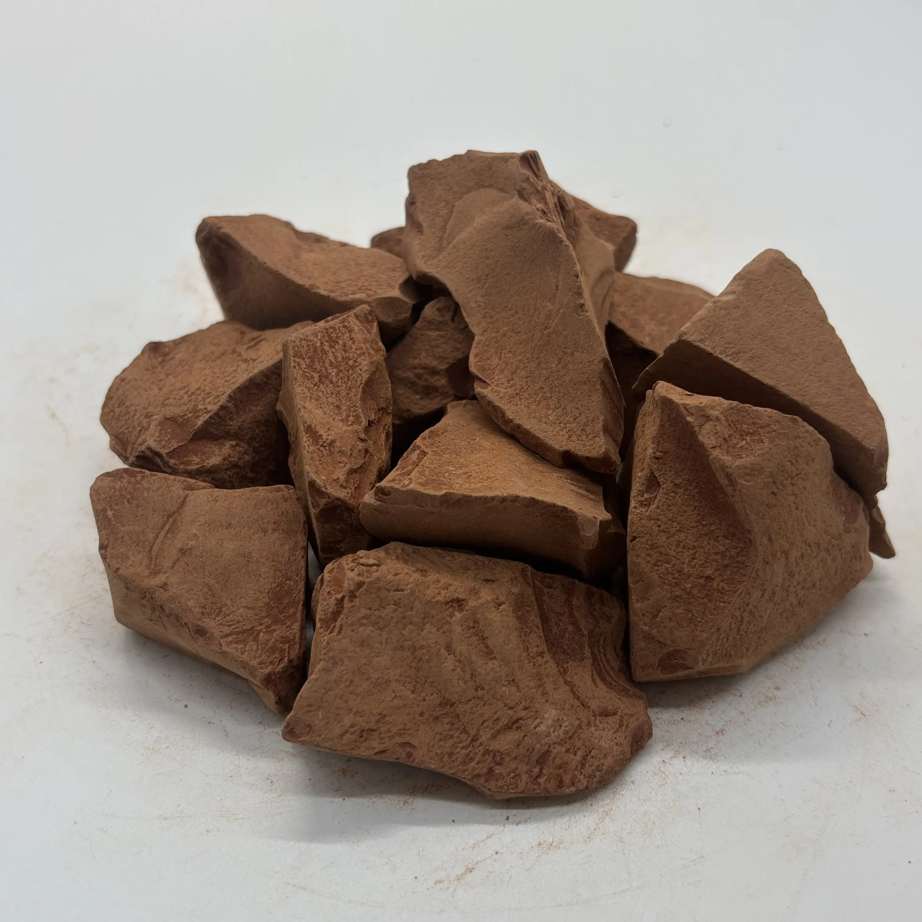 200g (7oz) Free-From-Additives Natural Cosmetic Grade Ural Red Kaolin Clay Lump - Hard & Brittle, Wet Becomes Slightly Sticky