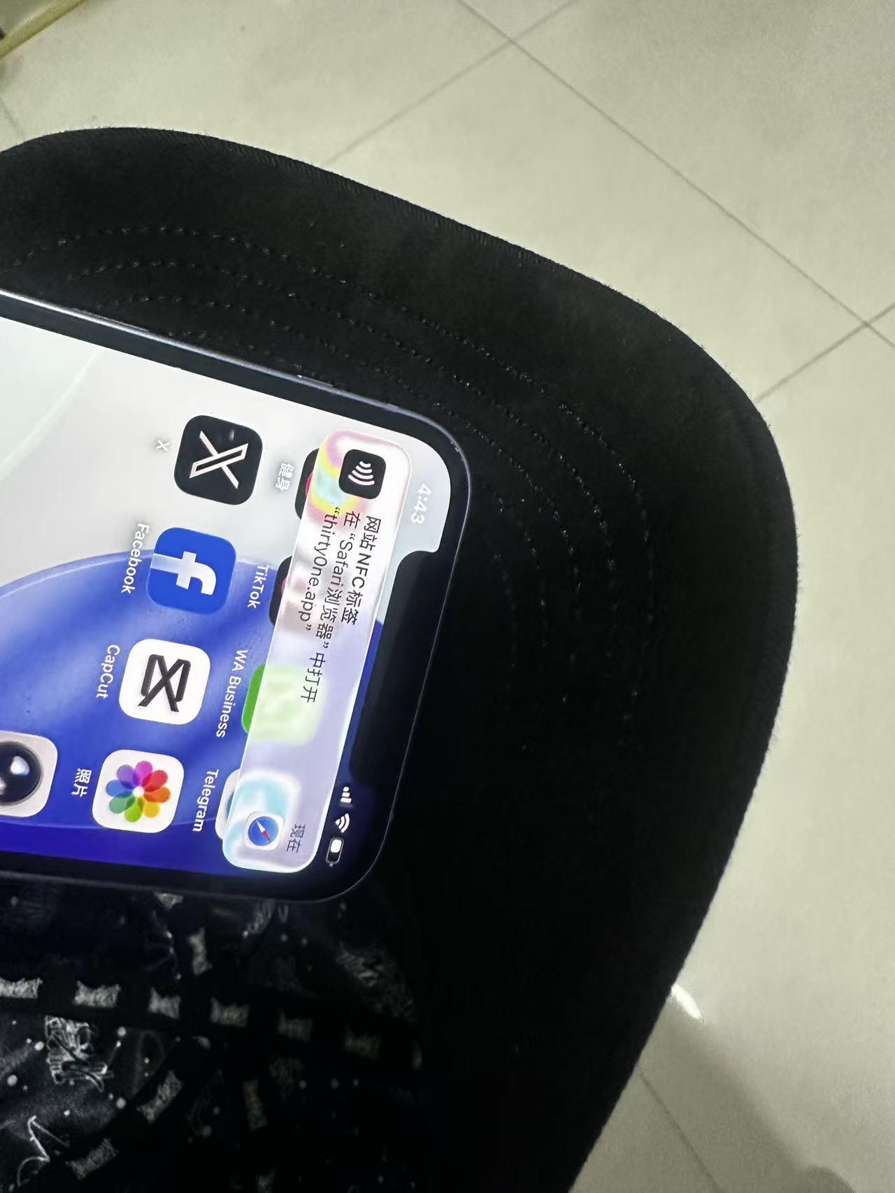 Black Full-Rhinestone Street-Style Baseball Cap — Embellished & Embroidered Hip-Hop Flat-Brim Hat, Unisex Adjustable Urban Streetwear Headwear