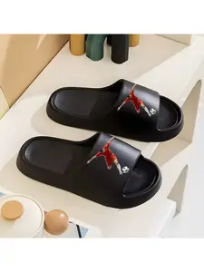 1 pair of new unisex slippers, dynamic football player slippers, indoor/outdoor slippers, holiday gift slippers, women's home slippers, room slippers, birthday gift slippers, casual slippers