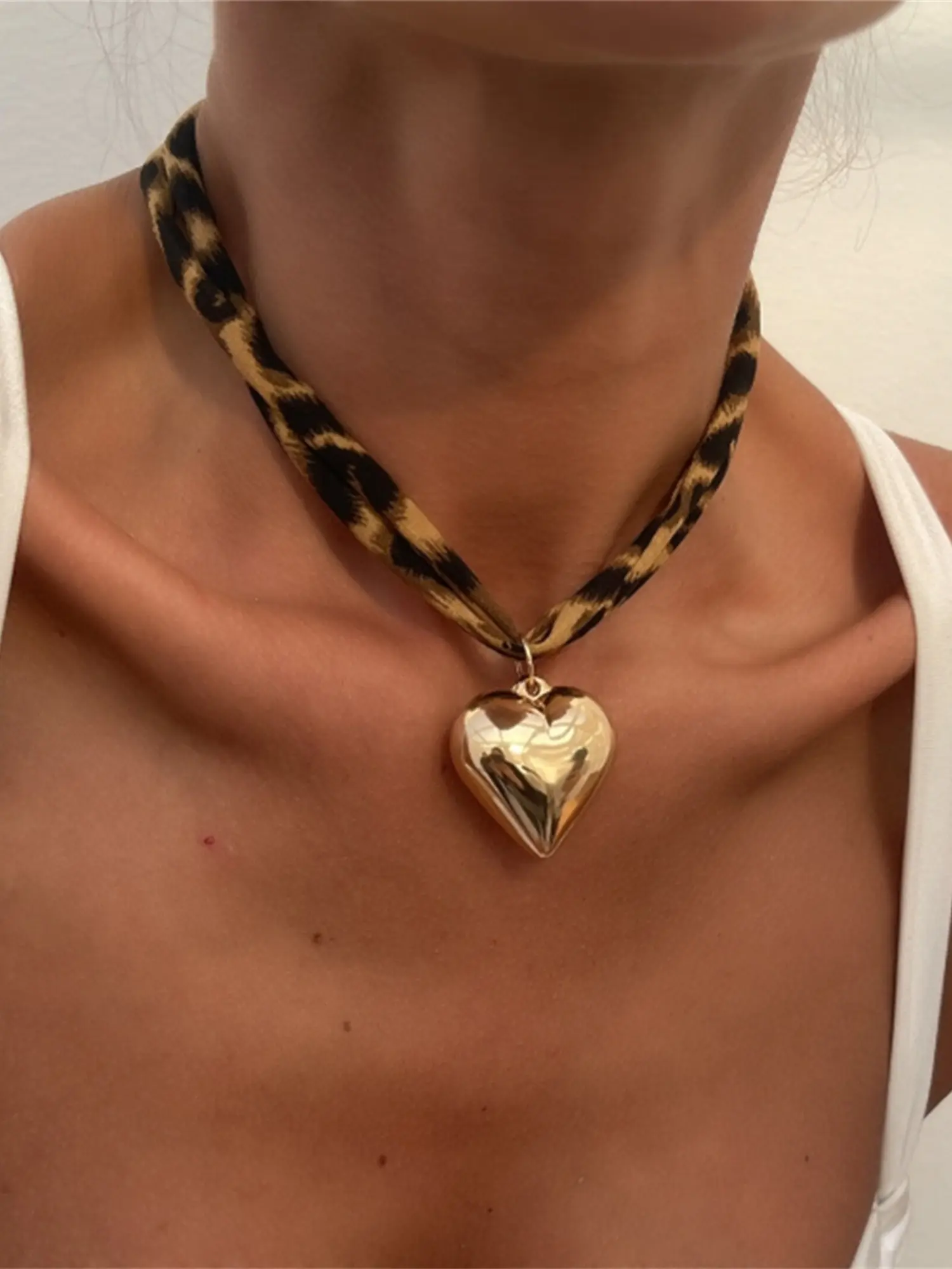 Women's Sexy Leopard Print Necklace, Fashion Exaggerated Heart Pendant Chain, Party Jewelry Accessory, Chic Gorgeous Jewelry, Stylish Neckwear for Women, Heart Pendant Necklaces