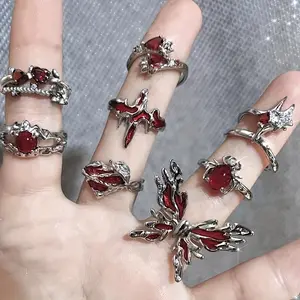 8 asymmetrical red zirconia heart-shaped aesthetic rings, suitable for girls Y2K Gothic spider rings, creative garbage rock party jewelry accessories