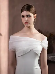 Luxury Bridal Tulle Wrap, Off-The-Shoulder Wedding Dress Overlay with Crystal Accent, Romantic Vintage Bolero for Bride, Versatile Formal Accessory for Wedding, Bridal Shower, Photoshoot