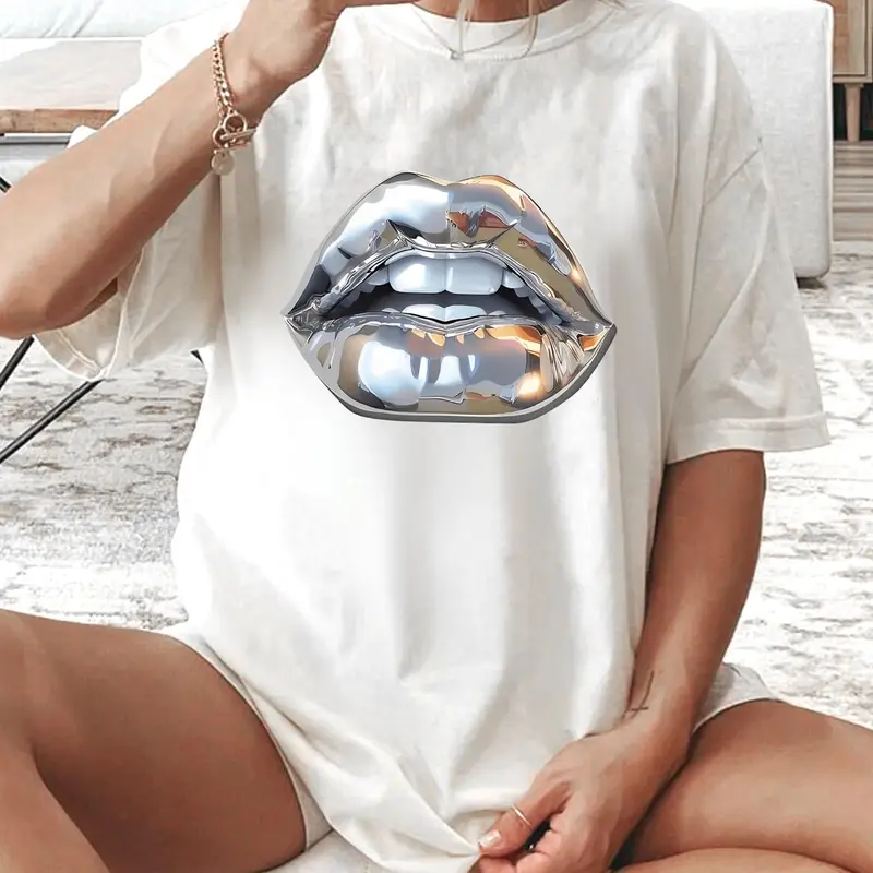 Women's Lip Print Round Neck Graphic Tee, Vintage Trendy Casual Streetwear Graphic Tees Short Sleeve Summer T-shirt for Daily Wear, Ladies All Seasons Outfit Womenswear