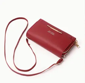 Large Anti-Scratch Shoulder Bag Made of Vegan for Women, Featuring a Detachable Organizer And Adjustable Strap, Complete with an RFID Wallet Insert. Ideal Lightweight Tote for Commuting And a Perfect Thanksgiving Gift