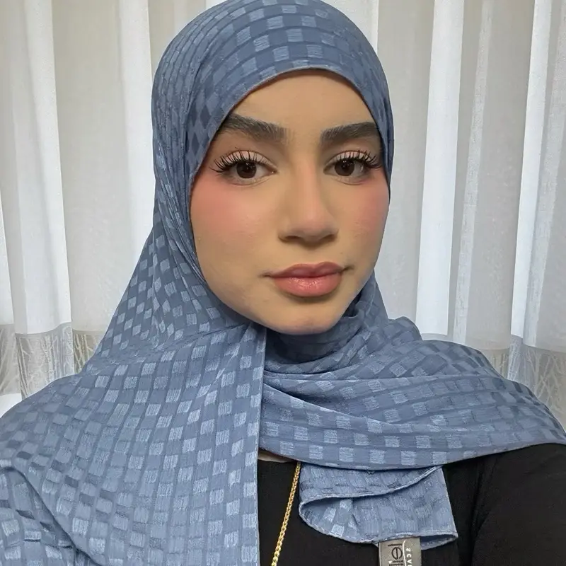 Checkered hijab long perfect for everyday standard length