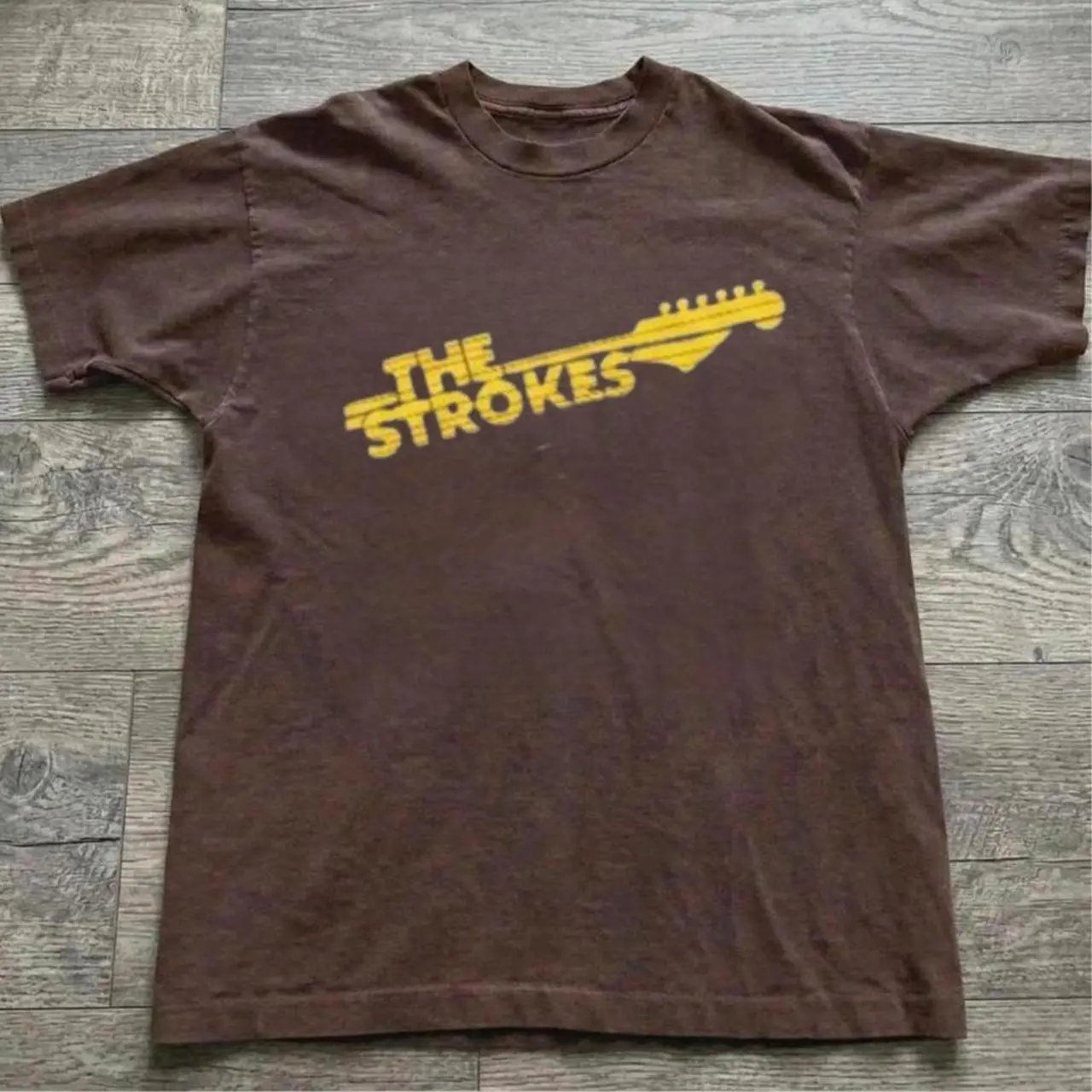 The Strokes Band Graphic T-Shirt Vintage Indie Rock Guitar Logo Graphic Tee Top