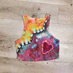 Women's Large Ice Dyed Cropped Tank