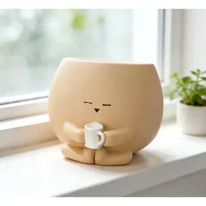 Comfortable Flower Pot | Decorative art style round plastic flower pot, suitable for indoor and outdoor use, an ideal choice for plant lovers