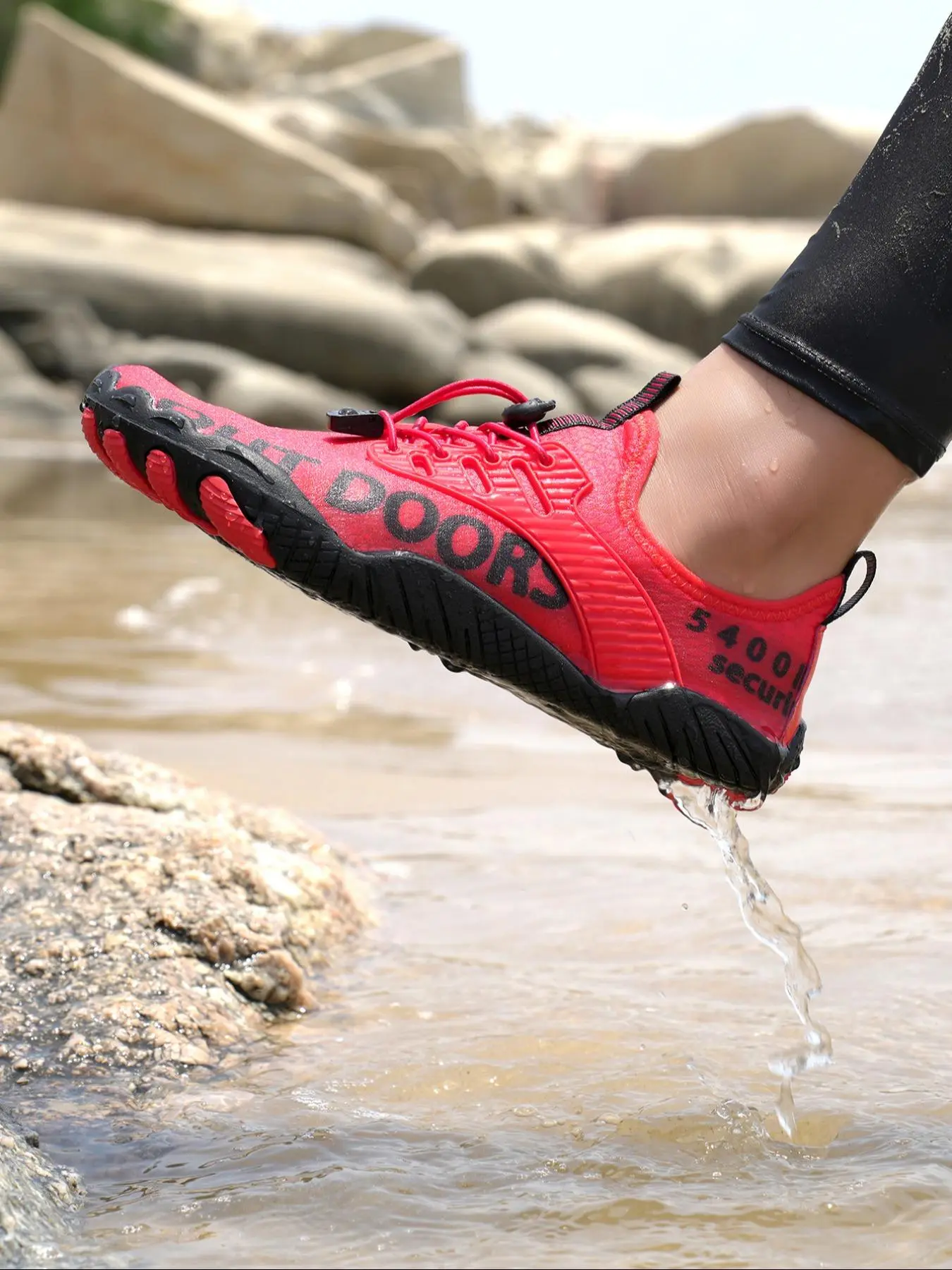 Unisex Slip-Resistant Breathable Water Shoes, Water Aqua Shoes, Lightweight Upper and Durable Rubber Sole for Outdoor Activities, Beach Swimming and Indoor Fitness, Sporty Water Shoes, Water Footwear