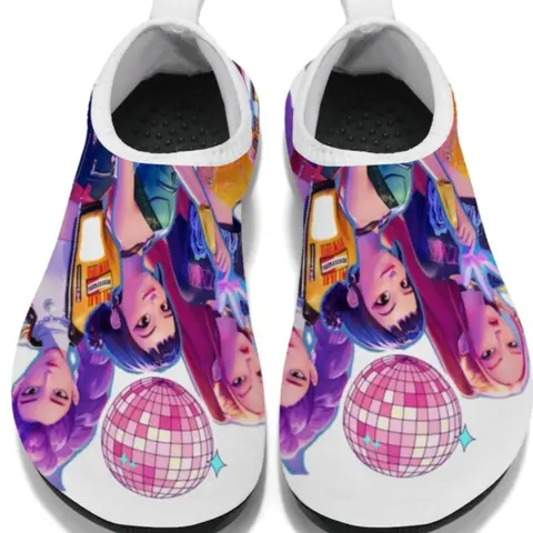 Fashion K-Pop Hunt Girl Group Outdoor Flat Water Shoes for Girls Boys Children, Kid Water Shoes, Barefoot Quick-Dry Aqua Yoga Socks, Soft Non-slip Diving Wading Shoes, Suitable for Beach Swimming