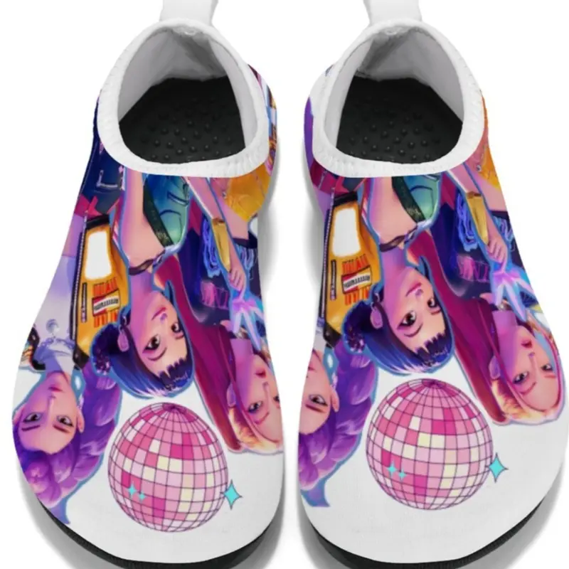 Fashion K-Pop Hunt Girl Group Outdoor Flat Water Shoes for Girls Boys Children, Kid Water Shoes, Barefoot Quick-Dry Aqua Yoga Socks, Soft Non-slip Diving Wading Shoes, Suitable for Beach Swimming