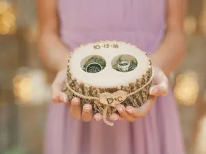 Ring Bearer Box Personalized Wood Ring Holder, Ring Box, Ring Bearer Pillow, Wood Slice, Ring Pillow Alternative