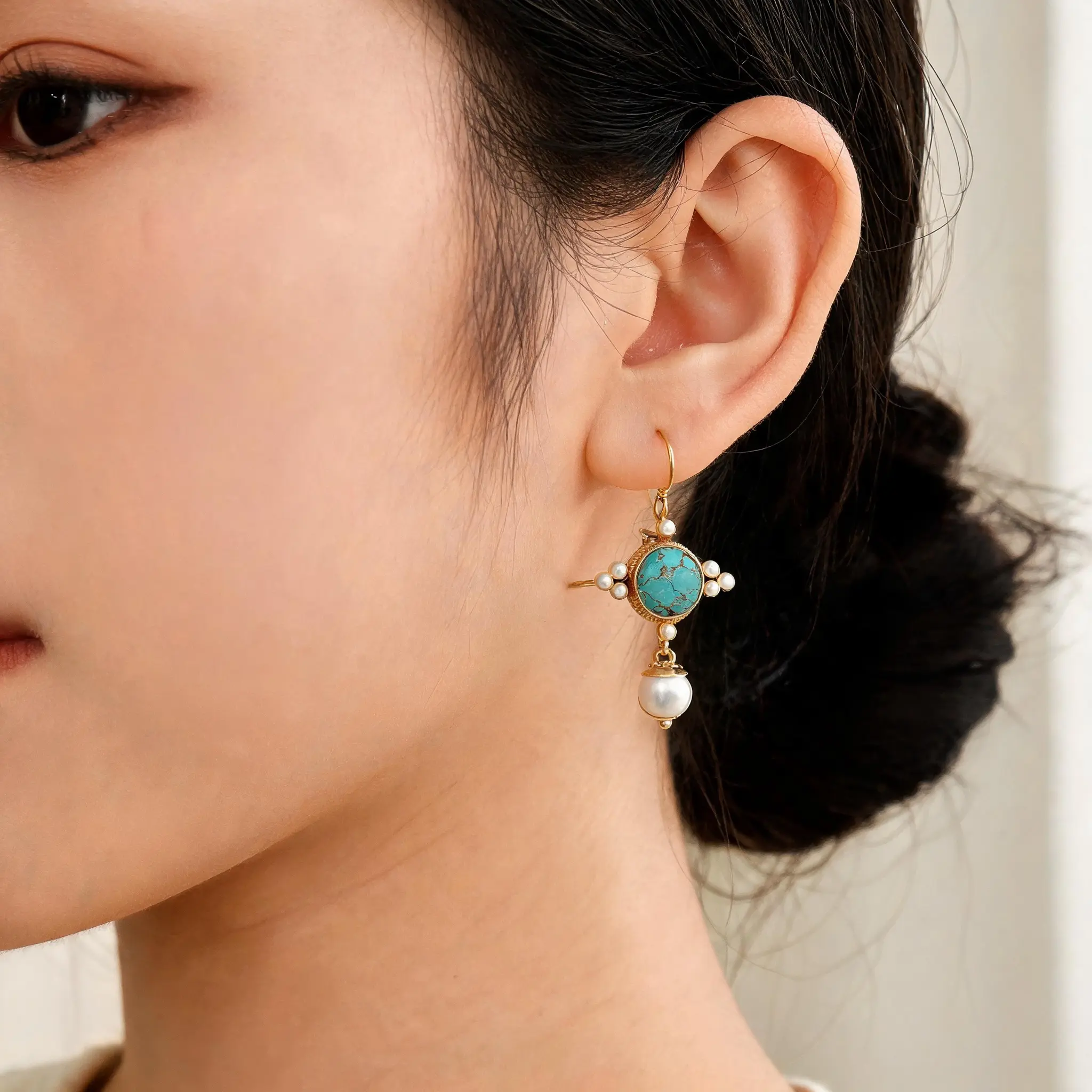EH-A10- Women's Vintage Simulated Turquoise Pearl Drop Earrings, Gold-Plated Dangle Costume Jewelry for Elegant Occasions
