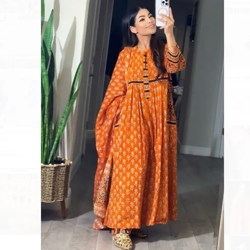 New design Azra paint 3 pis Anarkali set pure mall, cotton fabric  anarkali both side comes to with pocket
