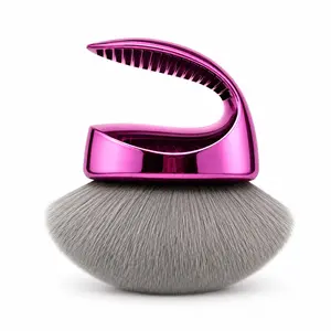 U-Shape Body Makeup Brush, Bronzing Brush, Large Dense Soft Synthetic Fiber Bristles, Ideal for Bronzer, Body Foundation, Bronze Powder, Body Lotion, Curved Handle