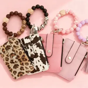 Boho Style Beaded & Tassel Decor Keychain, Keychain Wallet Wristlet Small Credit Card Holder Bracelet Key Chain Purse Bangle Tassel Beads Key Rings for Women, Trendy All-match Keychain for Birthday Gift，A girl's gift