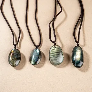 [Quiet Light] Labradorite Pendant — “Quiet Protection, Inner Light”