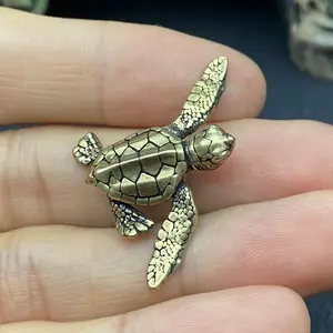 Cute Green Sea Turtle Brass Figurine, Whimsical Home Decor, Light-Luxury Desktop Ornament, Bookshelf Office Decoration Gift