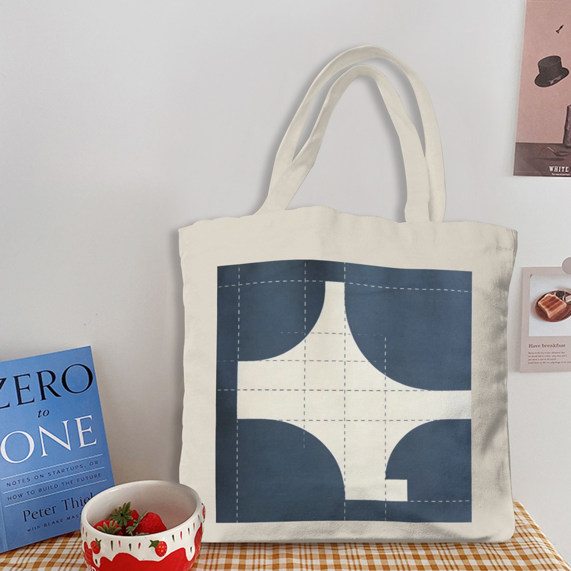 Eco-friendly lightweight canvas bag, outdoor travel beach large-capacity shopping tote