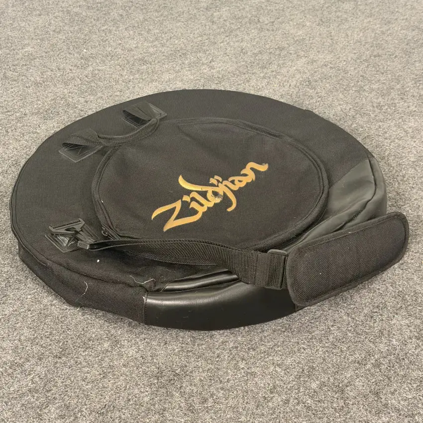 Used Zildjian Padded Cymbal Bag 22" - Very Good