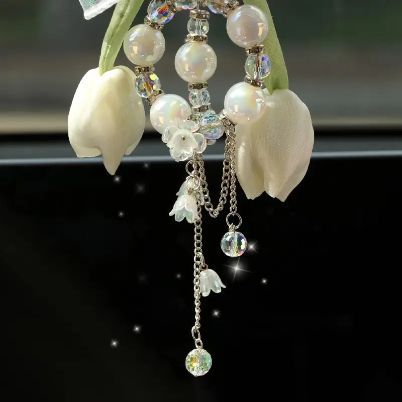 2026 New Four-Season Tulip Car Pendant, Car Hanging Decoration, Car Ornament, Elegant and Simple Automotive Interior Decoration, Stylish Car Accessory for All Seasons
