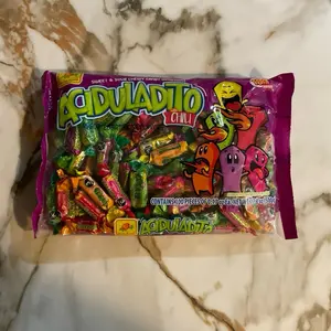 Aciduladito sweet & sour chewy candy with chili de la Rosa