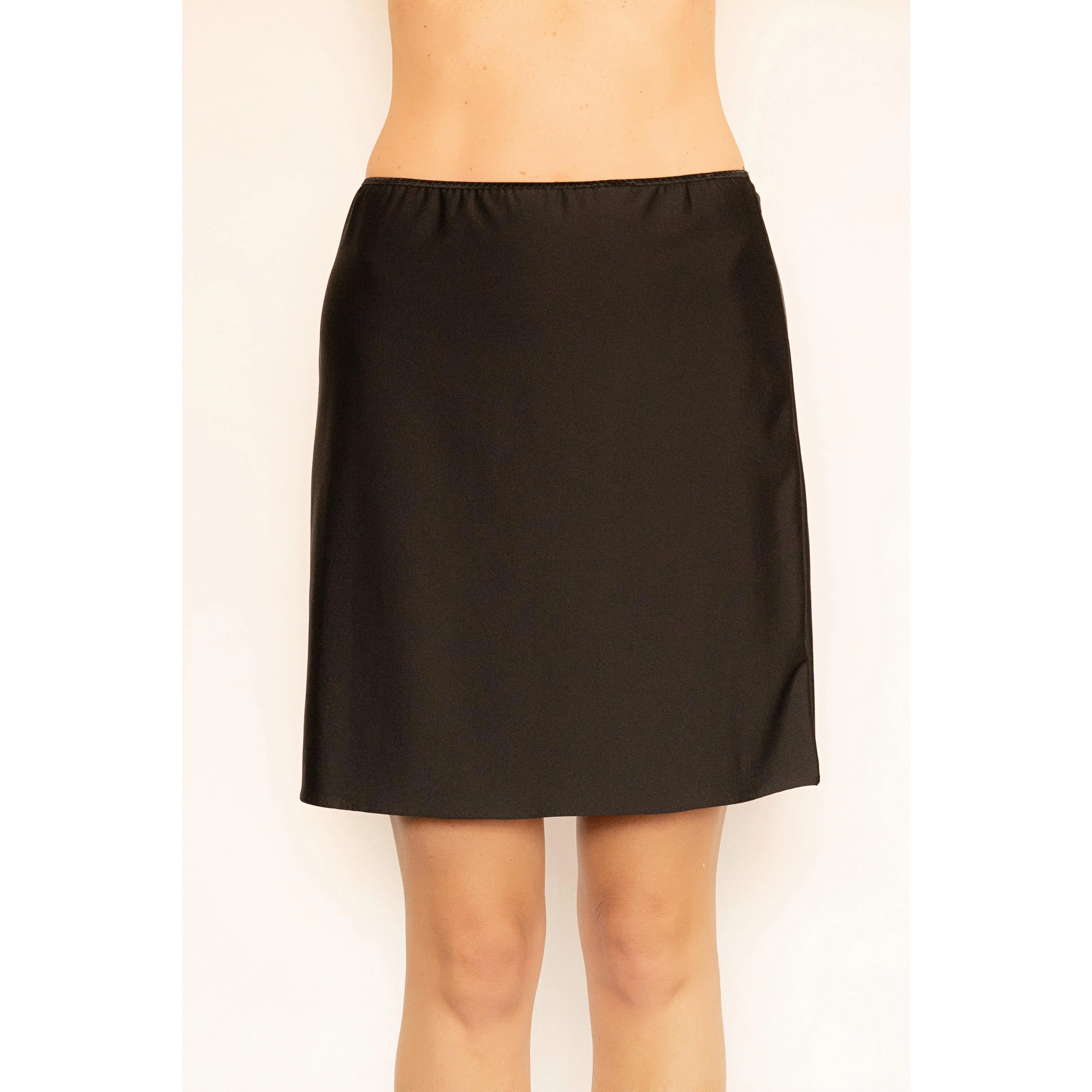 Women's 19-in Basic Slip, Lightweight Anti-Cling Polyester Fabric Skirt Liner with Elastic Band, Elastic Waistband for Dresses, Hand Wash Only, Half Slip, 19 Inch, Above Knee, Plain, Bias Cut