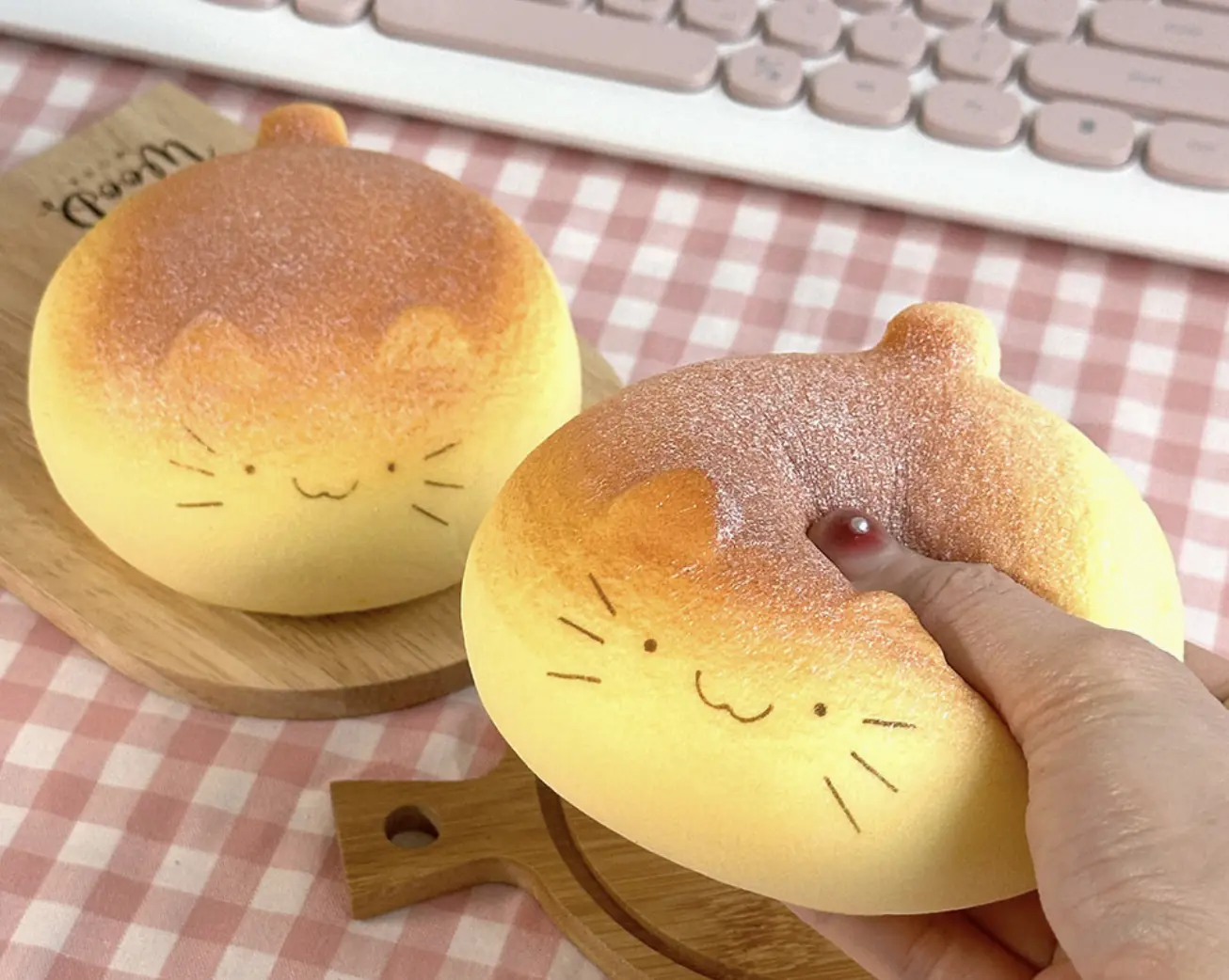 Kawaii Cat Bread Squishy – Jumbo Slow Rising Sensory Toy hand relaxation rise soft squishy