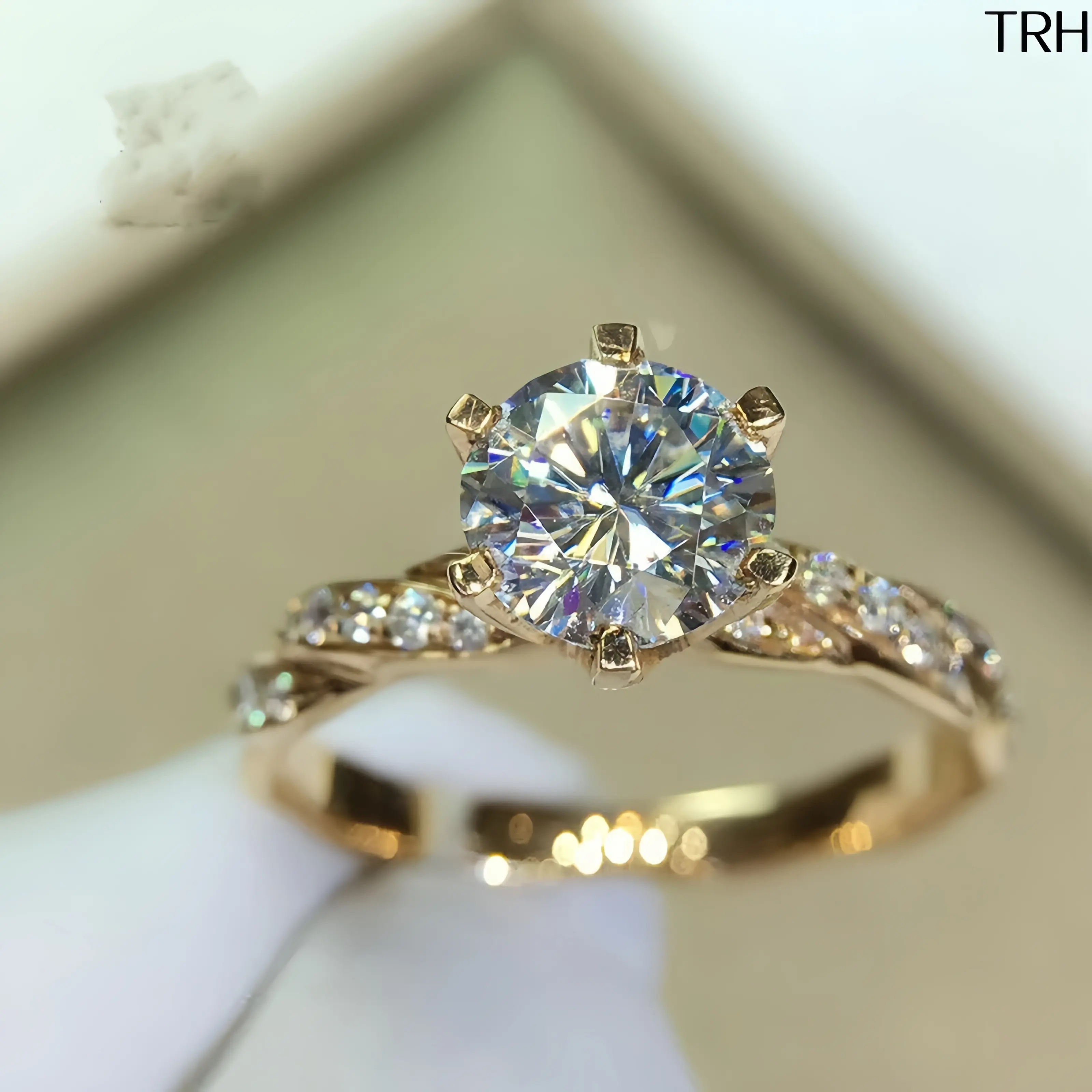 Gold‑Tone Women Promise Engagement Ring, 6‑Prong Round Brilliant Simulated Zircon Ring, Twisted Pave Side Stone Band, Elegant Luxury Solitaire Finger Ring for Wedding Bridal Anniversary Proposal Jewelry Gift for Her