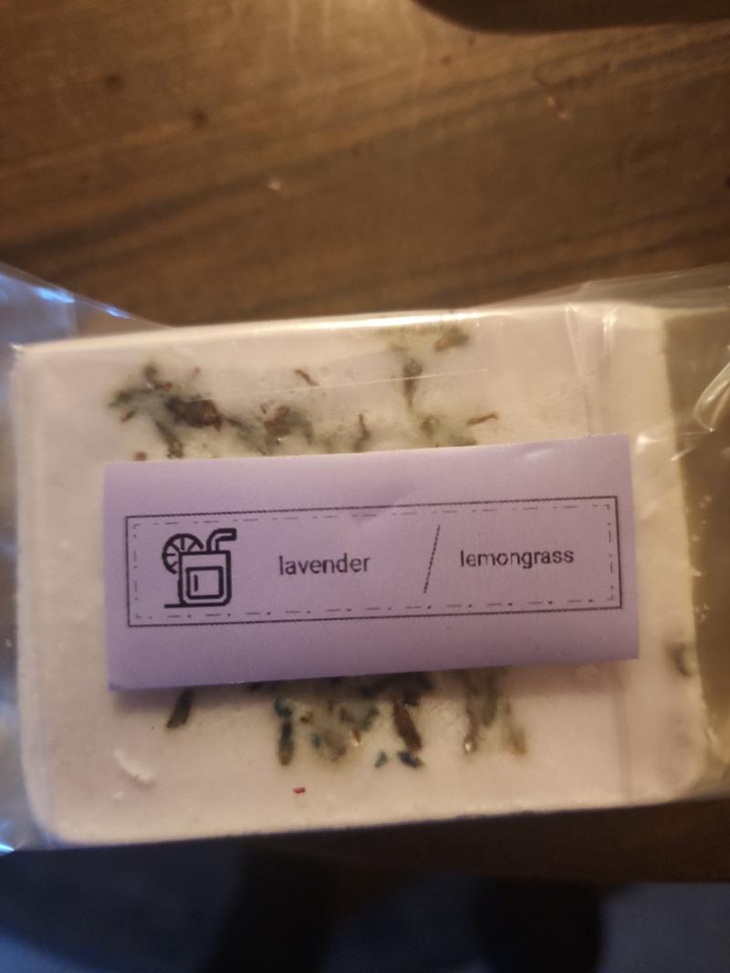 Handmade Soap - Natural Ingredients, Soft Texture, Ideal for All Skin Types, Aroma Experience, Made with Care and Respect