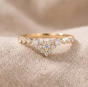Luxury-designed marquise-cut cubic zirconia ring a dazzling elegant French-style ring with a sophisticated look Adjustable size