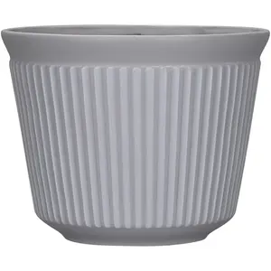 L&G 7036464 9.33 x 12 x 12 in. Polyresin Finola Planter, Cement