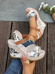 Women's Printed Wedge Sandals, Adjustable Ankle Strap Open Toe Thick Sole Summer Shoes, Boho Style Design Textile Upper, All over Print, Comfy Sandals